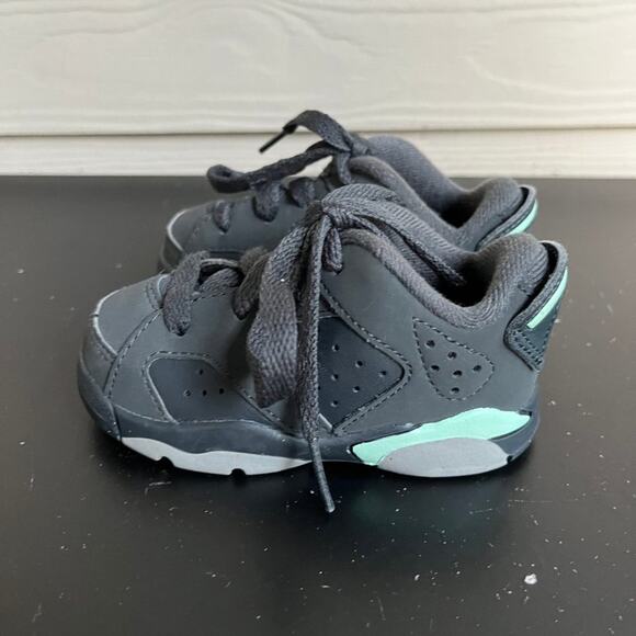 Jordan Nike Toddler Retro 6 Low Mint Foam Shoes Sneakers Sz 5C Style 768885-015 - Picture 5 of 11
